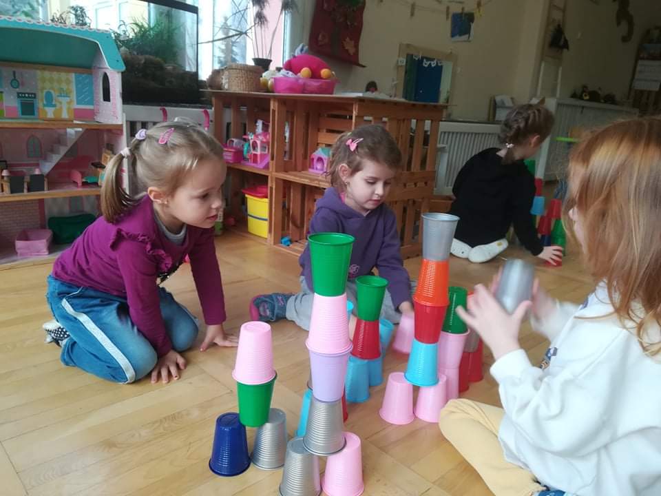 Zabawy Konstrukcyjne W Przedszkolu Scenariusz Zabawy konstrukcyjne | Przedszkole nr 8 w Staszowie